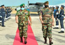 யாழ்ப்பாணத்திற்கு இராணுவத் தளபதி திடீர் விஜயம்